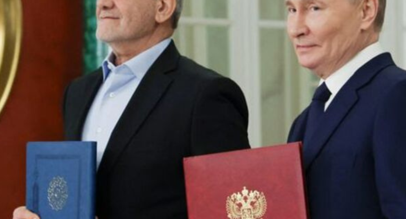 Iran and Russia signed an oil deal as a part of their comprehensive strategic treaty